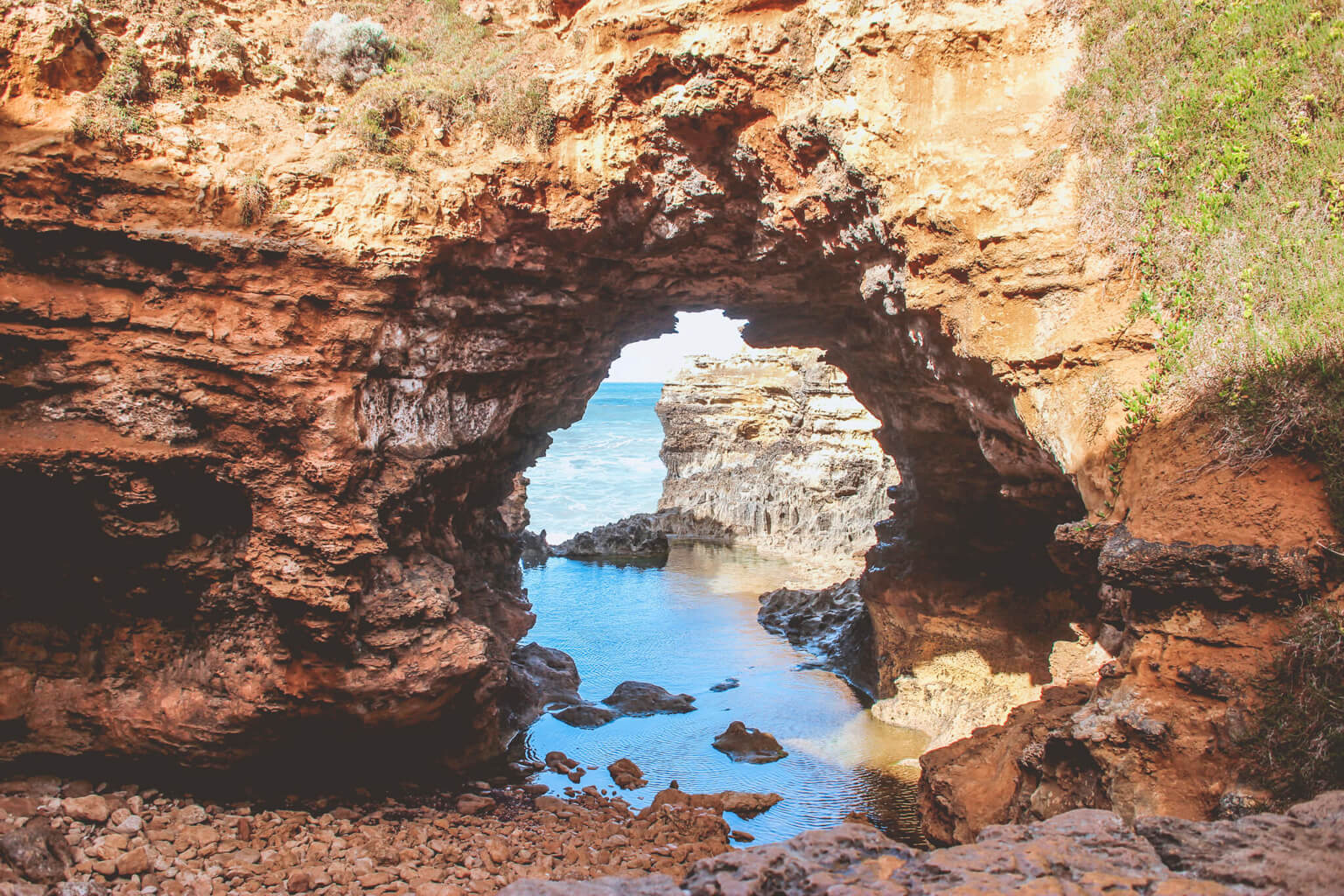 The Grotto - Best Stops Along The Great Ocean Road